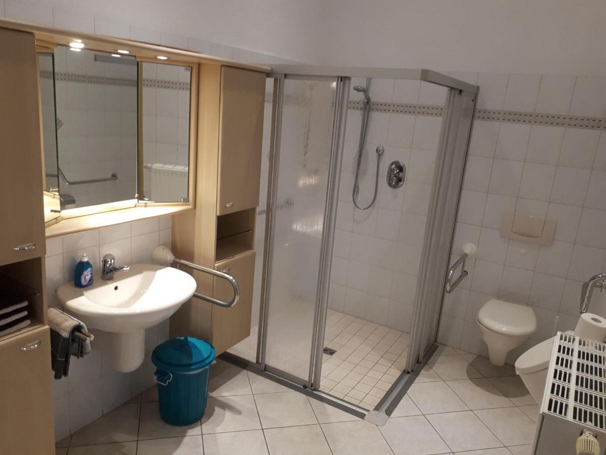 Ferienwohnung Auf Einem Gutshof Nordenham Exterior foto