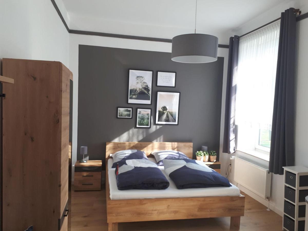 Ferienwohnung Auf Einem Gutshof Nordenham Exterior foto